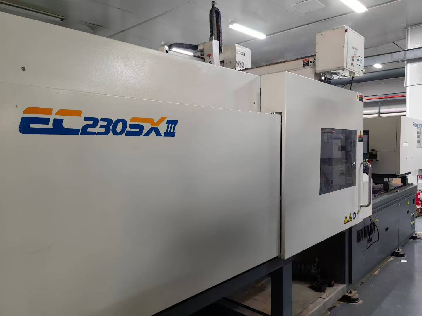 Toshiba Fully Electric Injection Molding Machine
